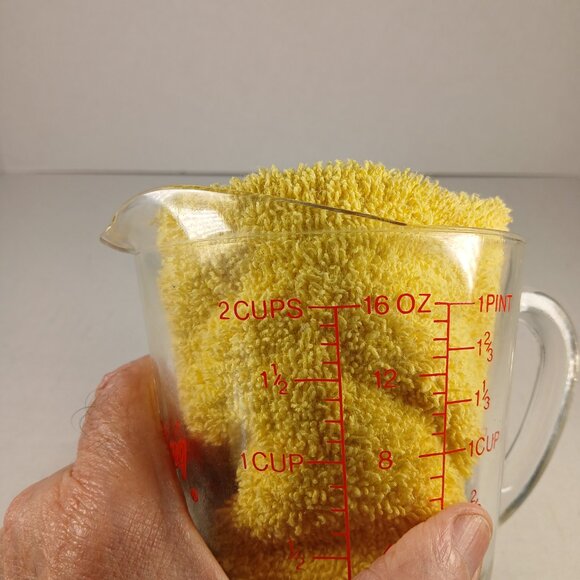 Vintage Anchor Hocking Fire King 2 Cup Glass Measuring Cup 498 Red Writing USA - Picture 2 of 4